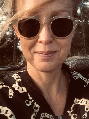 Therese Kaiser : Account Director